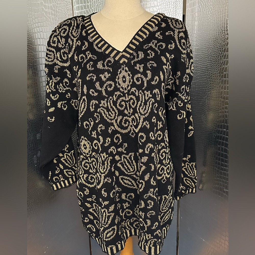 Pierre Cardin Vintage Black and Gold Knit Sweater